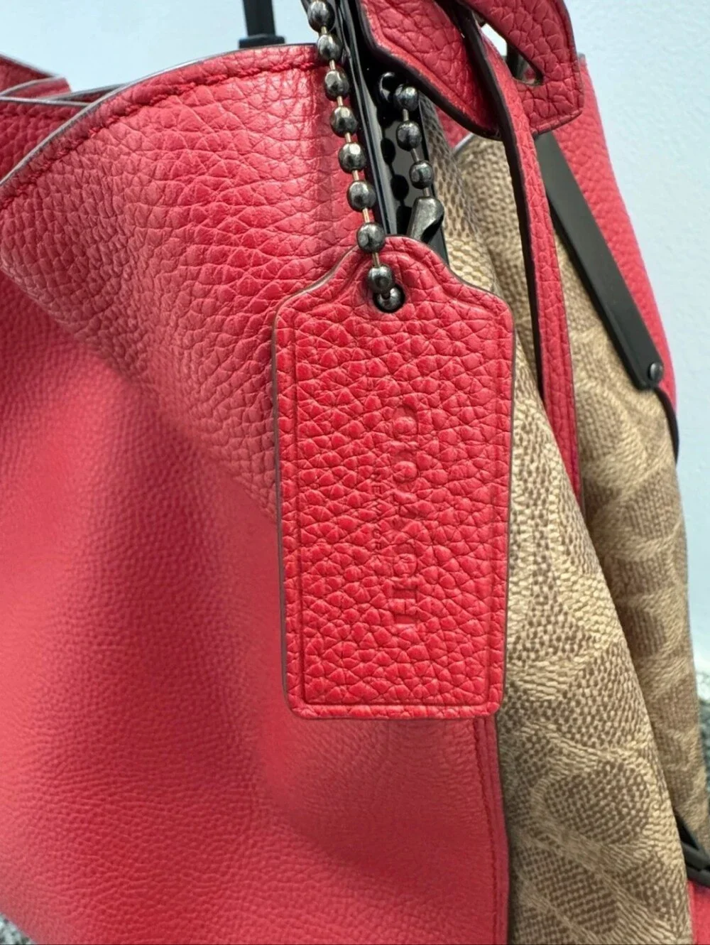 Coach Dalton 31 Red Pebbled Leather Shoulder Bag with Patterned Canvas Sides EUC